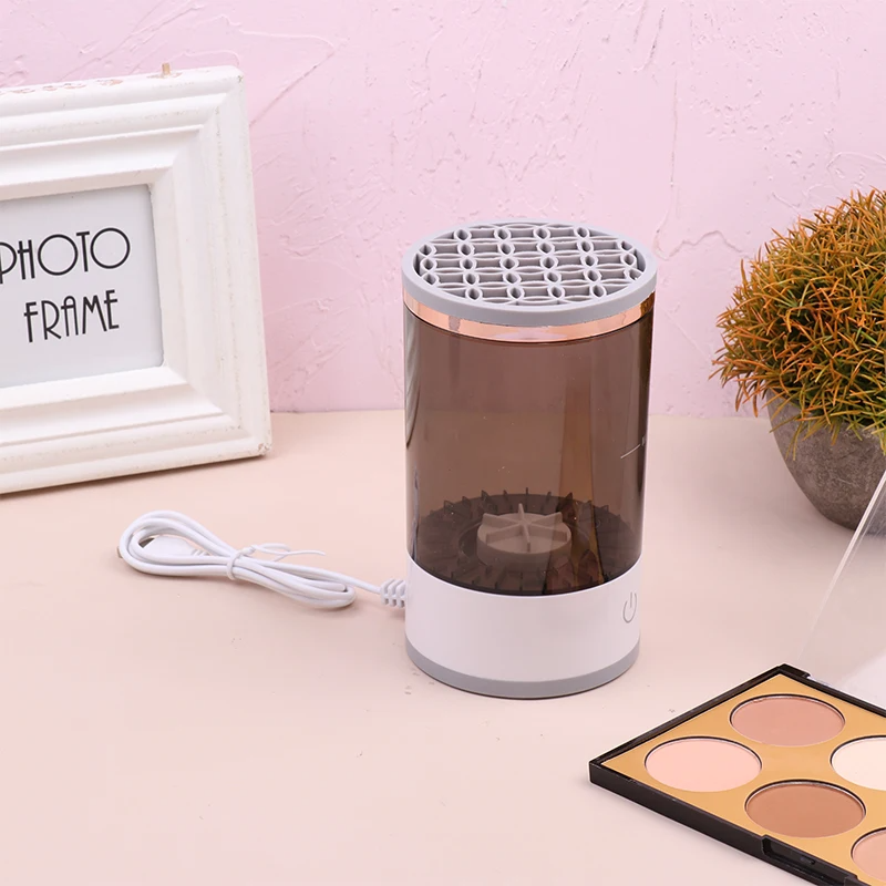 Electric makeup brush cleaner